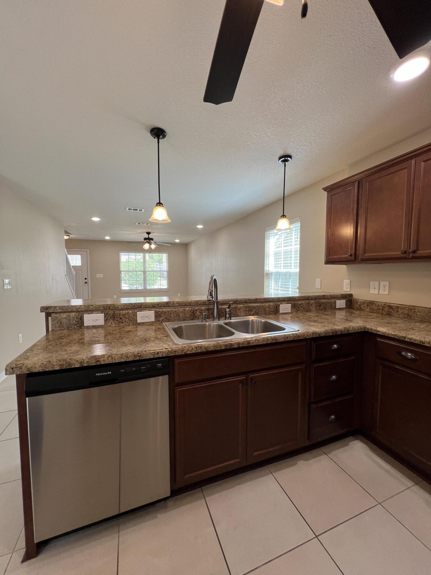 Stillwell Estates - Residential Lease