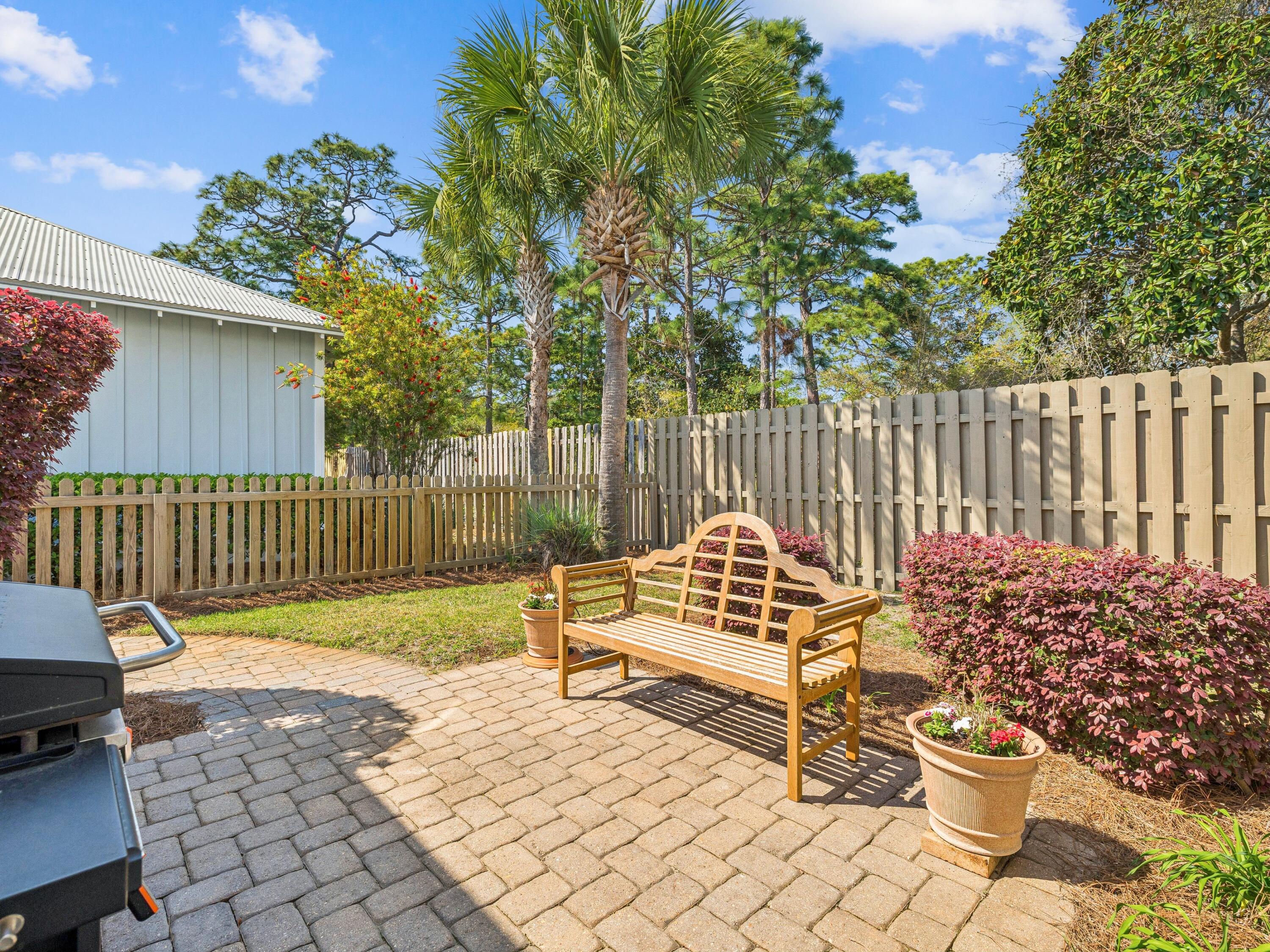 CARSON OAKS - Residential