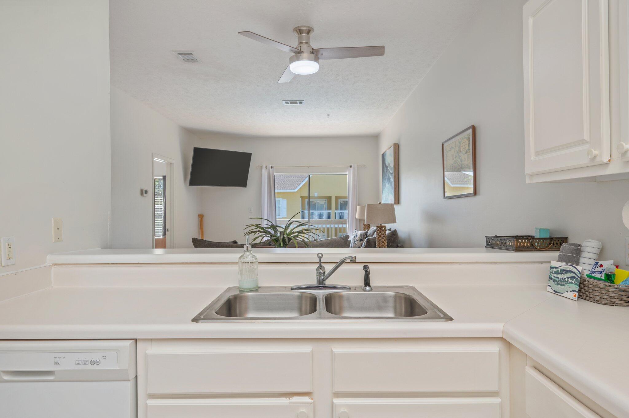 HERONS WATCH CONDO PH 2 - Residential