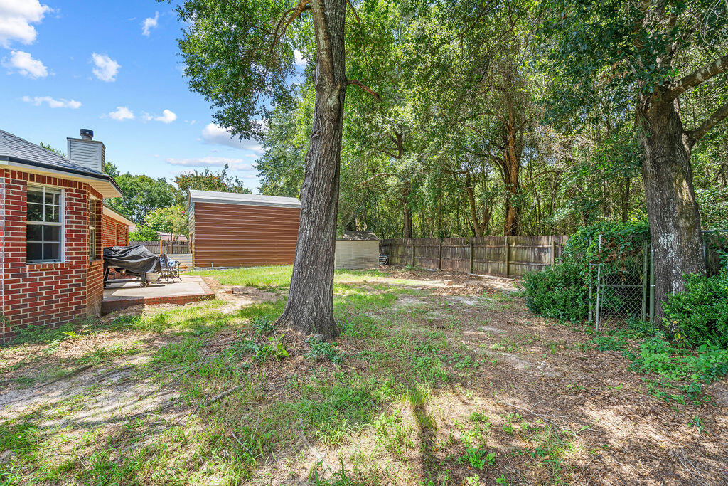 HAWK'S NEST - Residential
