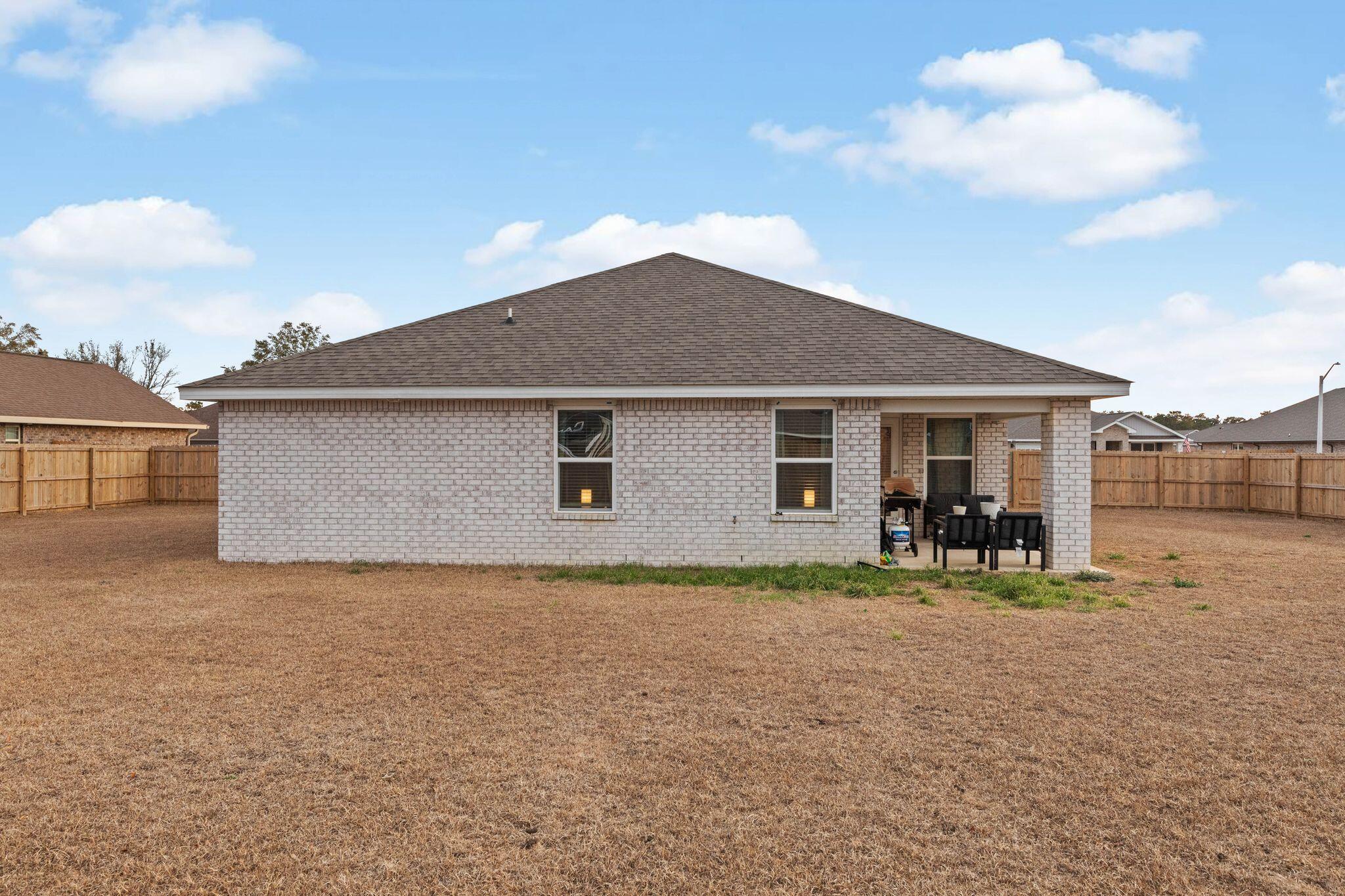 PLANTATION WOODS - Residential Lease