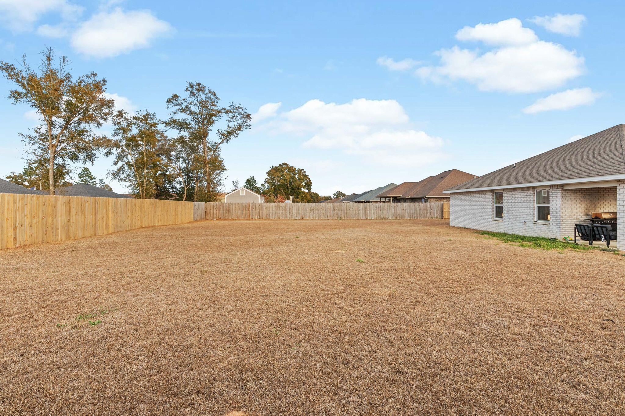 PLANTATION WOODS - Residential Lease