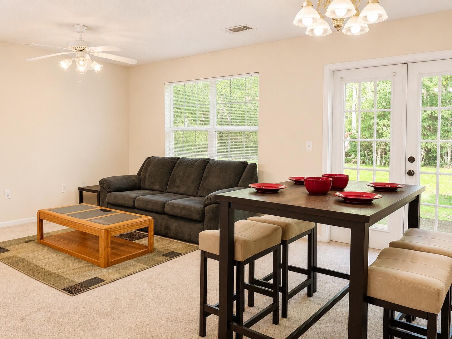 ROLLING PINES - Residential