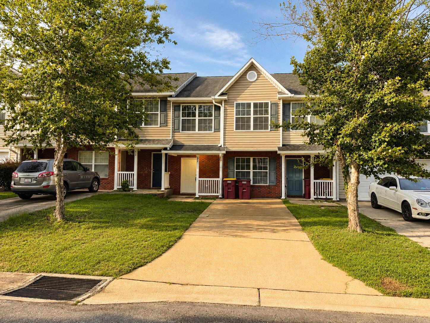 ROLLING PINES - Residential