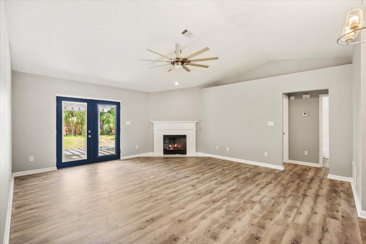 MOSSY OAKS - Residential