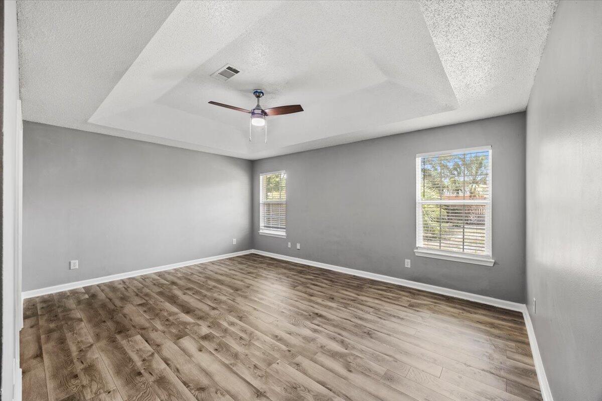 MOSSY OAKS - Residential