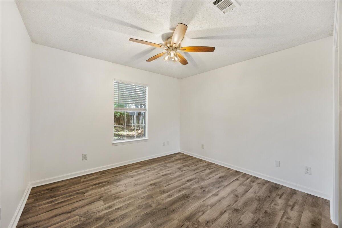 MOSSY OAKS - Residential