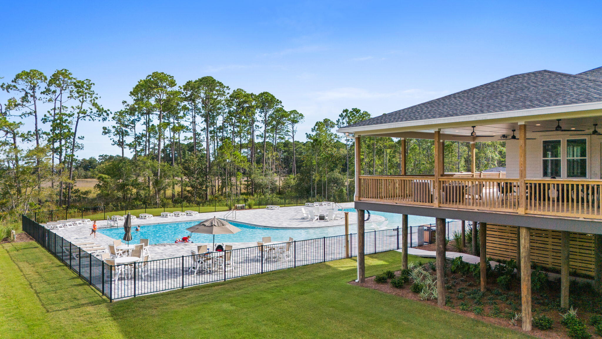 HAMMOCK BAY - Residential