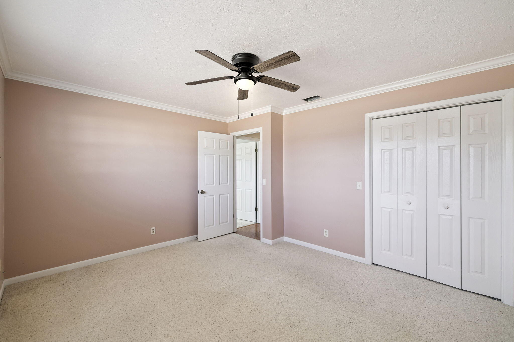 BAYWOOD SHORE ESTATES UNIT 2 - Residential