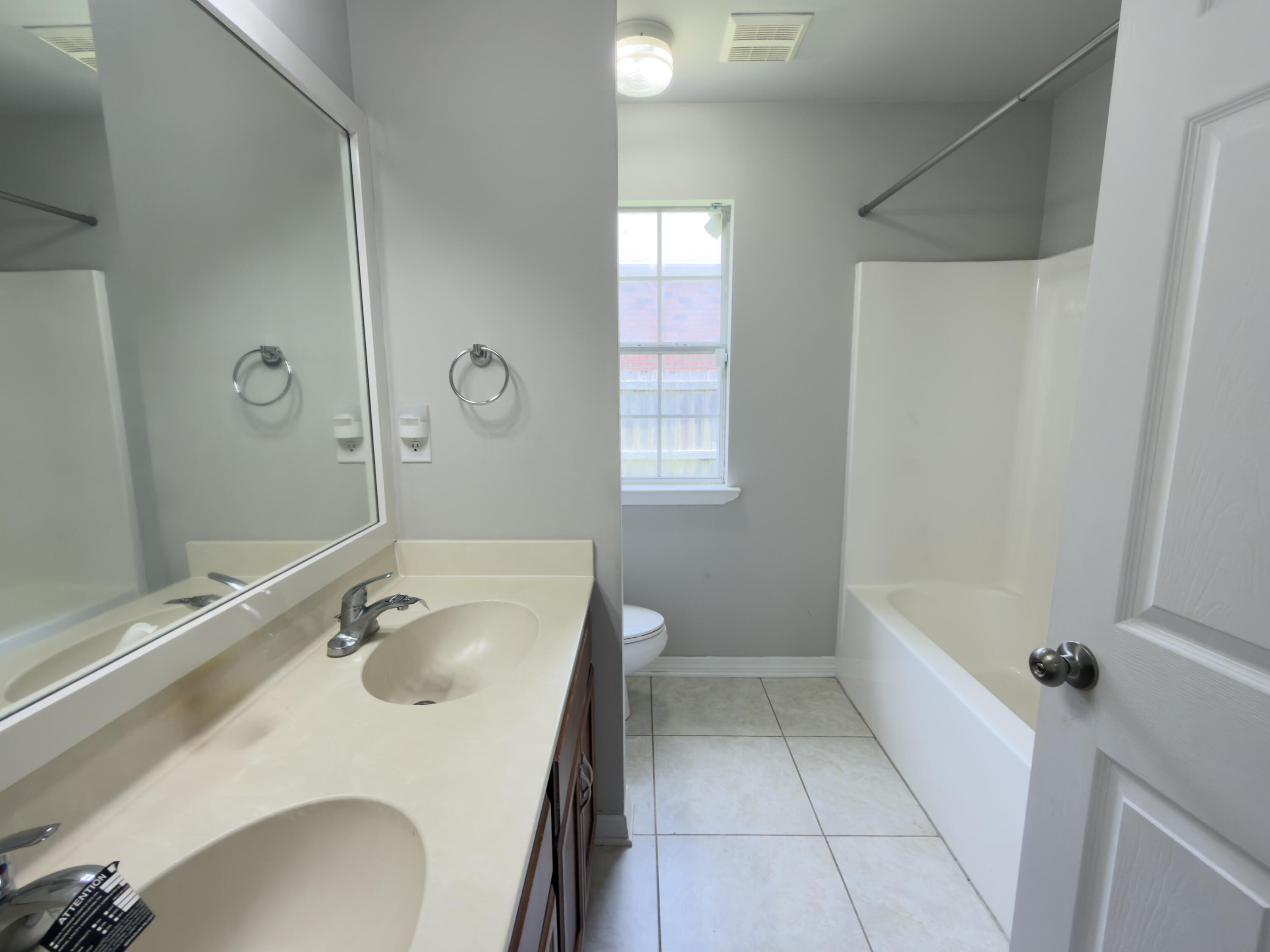 SEASHORE VILLAGE - Residential
