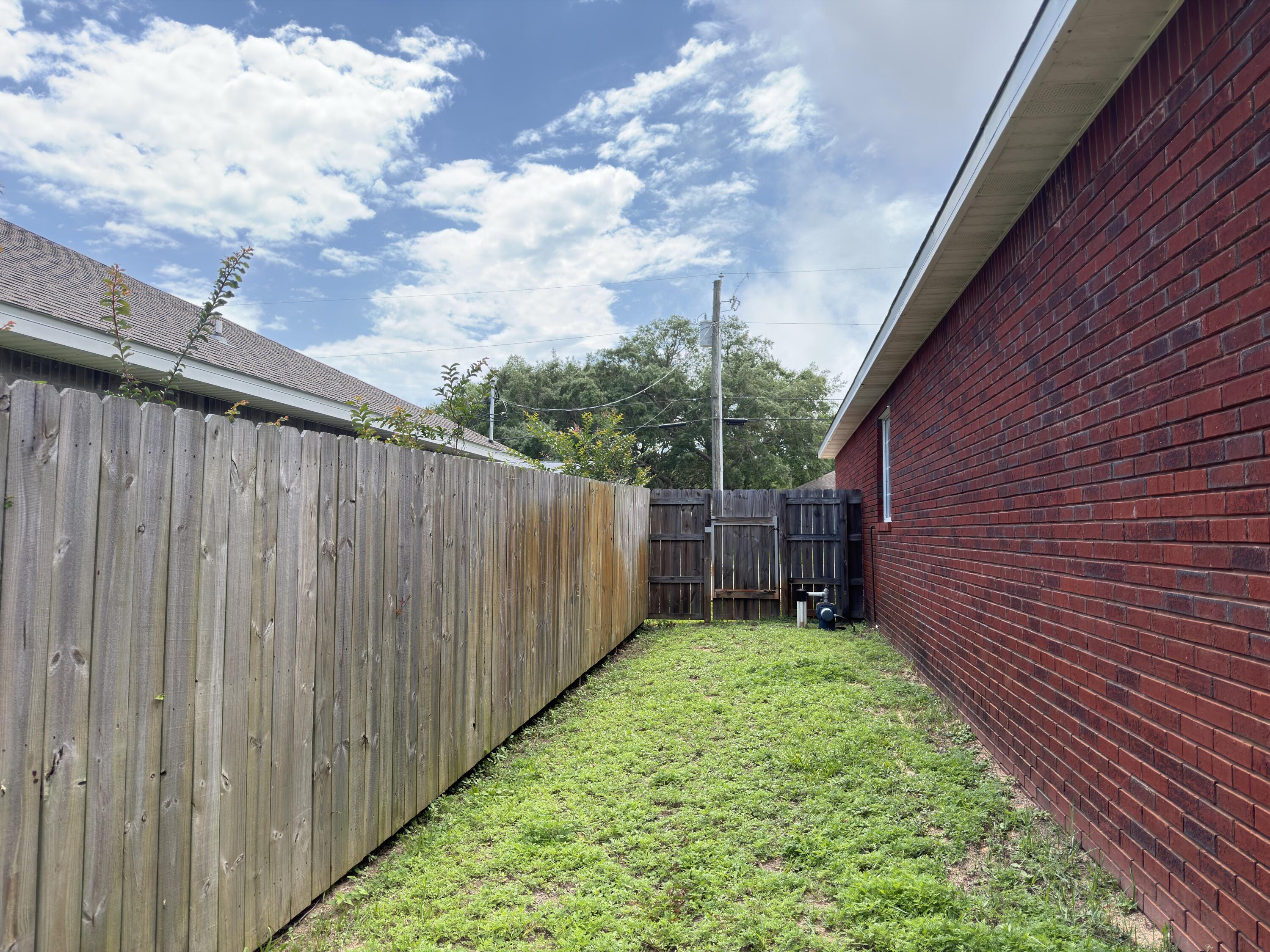 SEASHORE VILLAGE - Residential