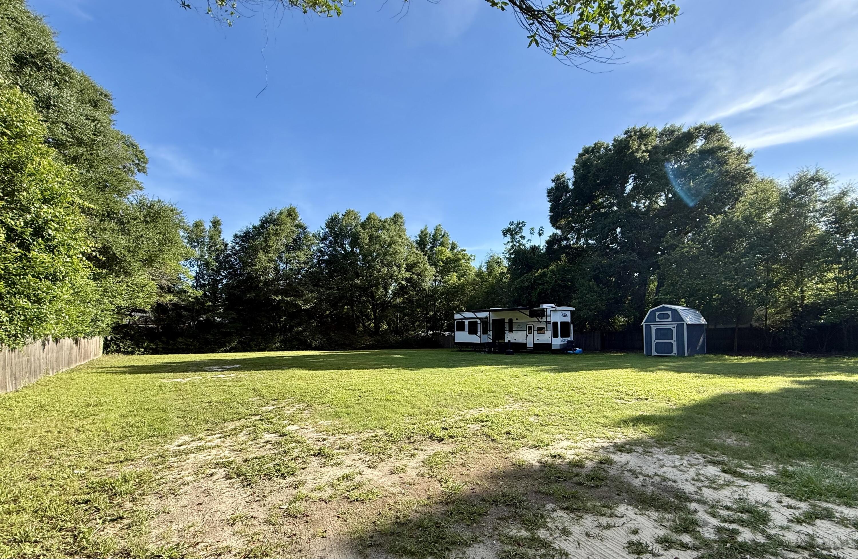 OAKDALE MINI FARMS RESUB BLK 18 - Land