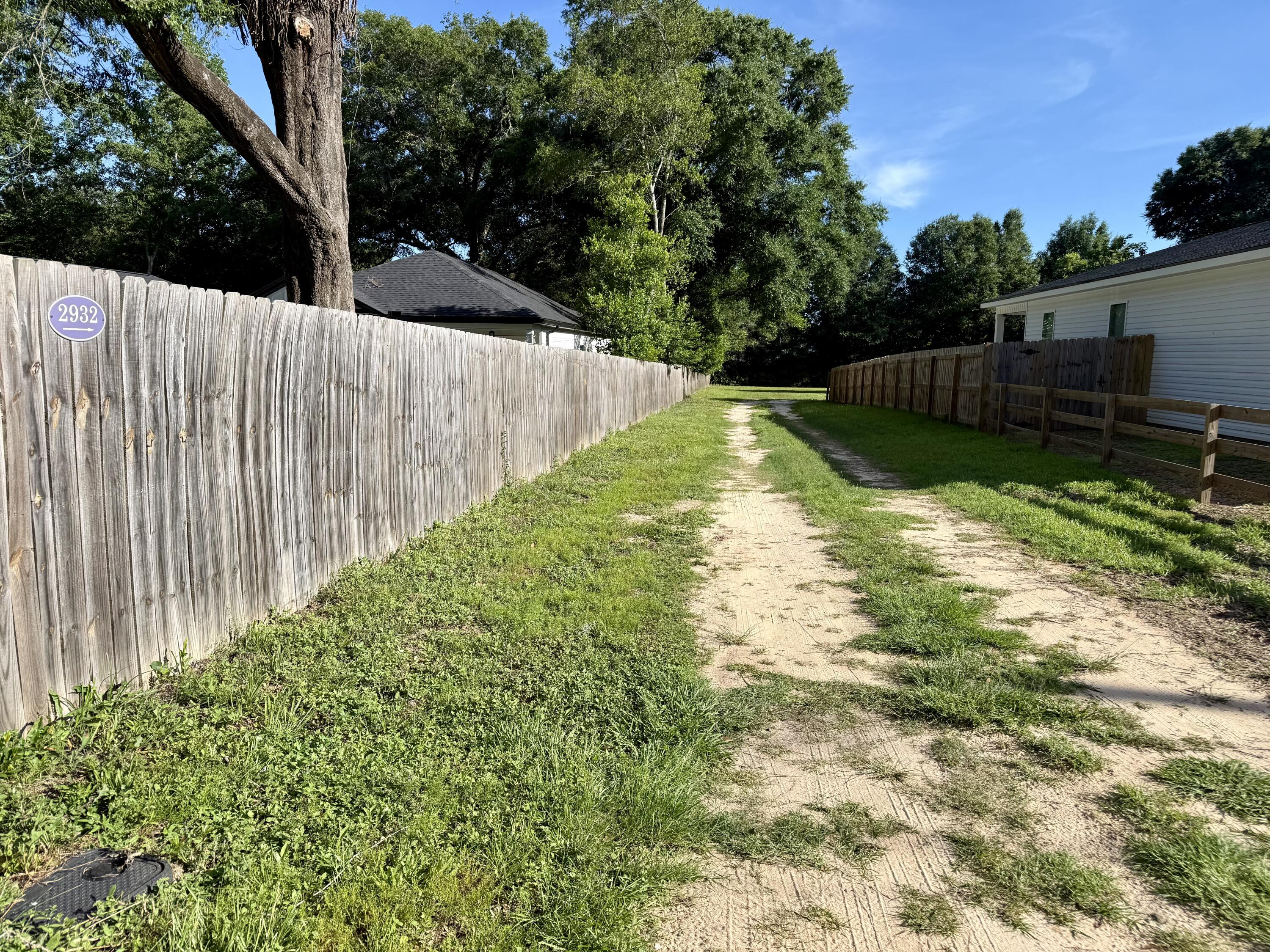 OAKDALE MINI FARMS RESUB BLK 18 - Land