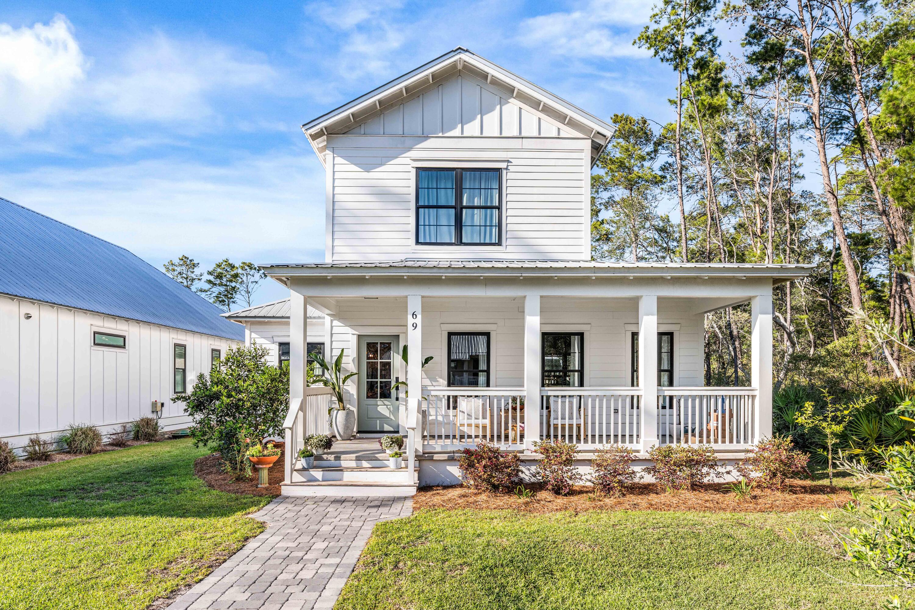 GRAYTON BAYOU - Residential