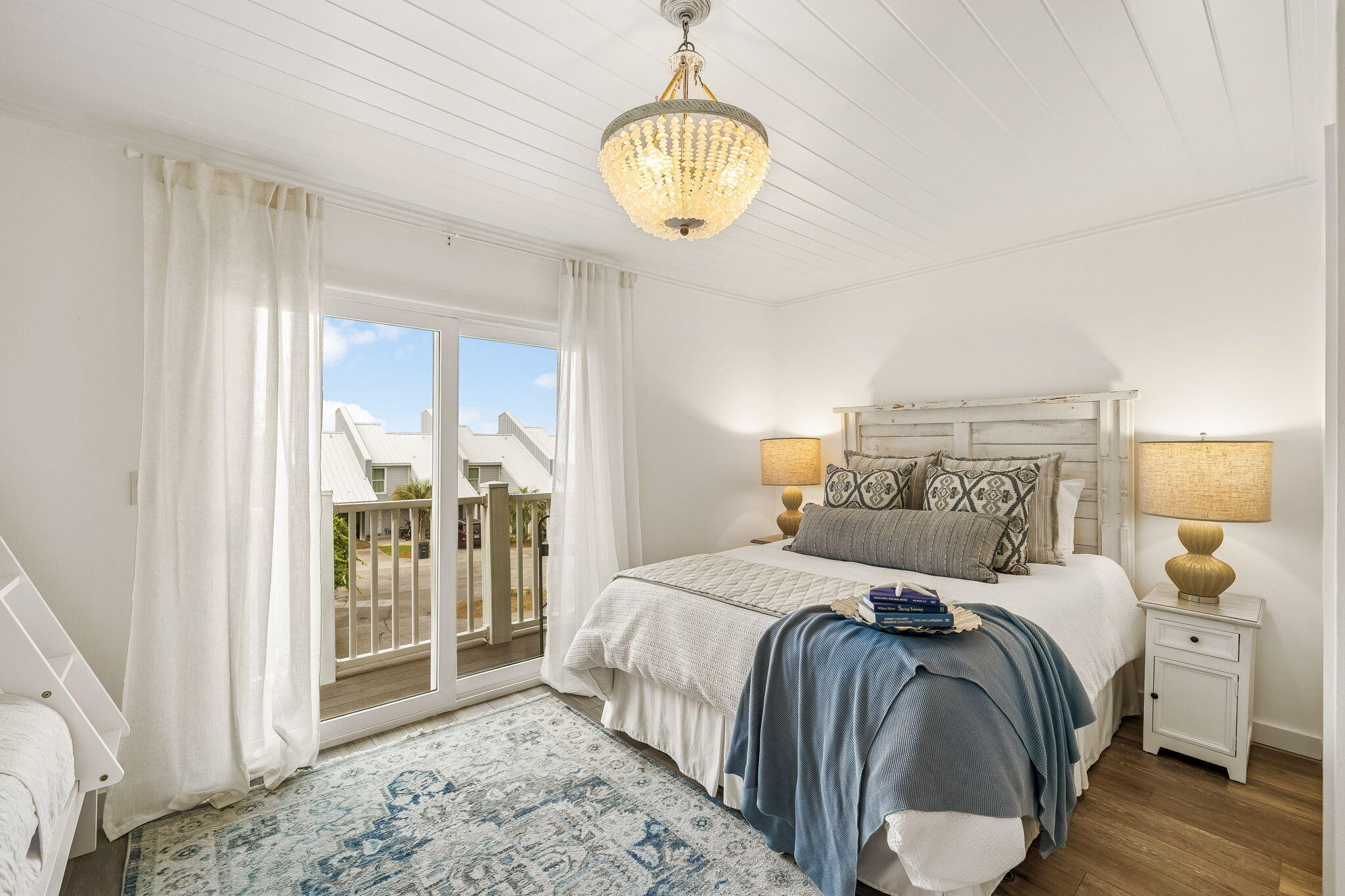 SEA BLUFF CONDO PH 2 - Residential