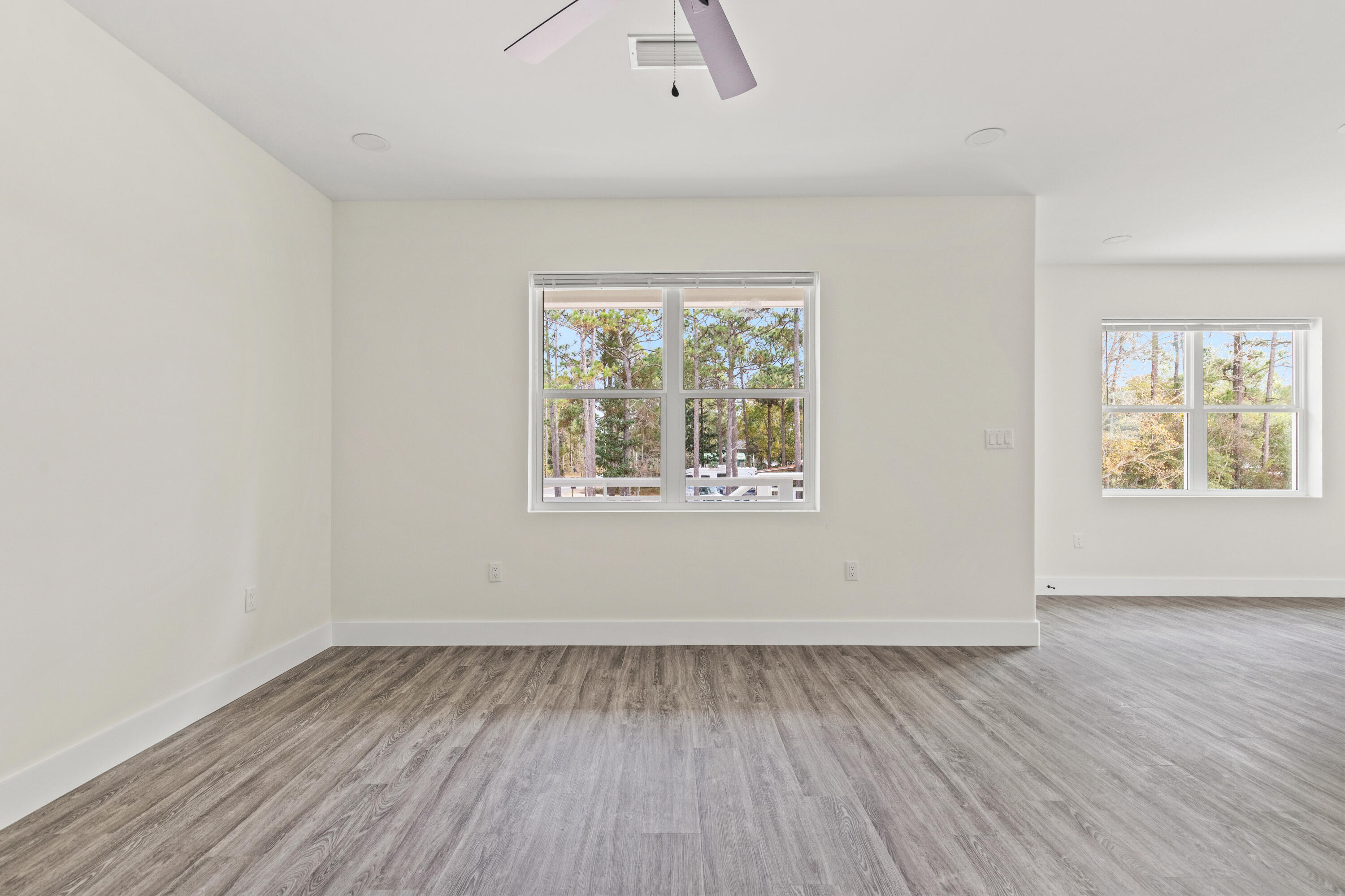 TOWN OF SANTA ROSA - Residential Lease