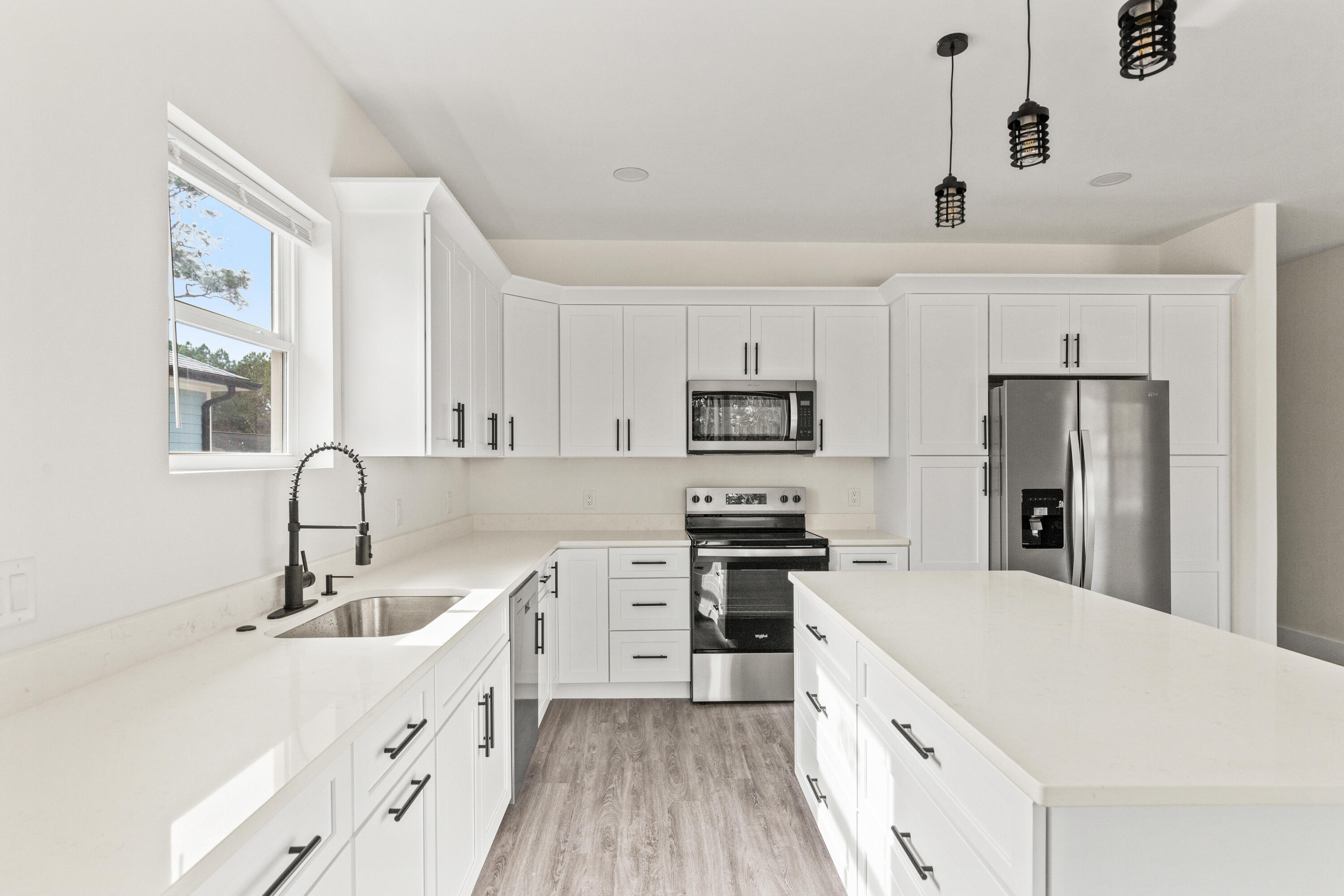 TOWN OF SANTA ROSA - Residential Lease