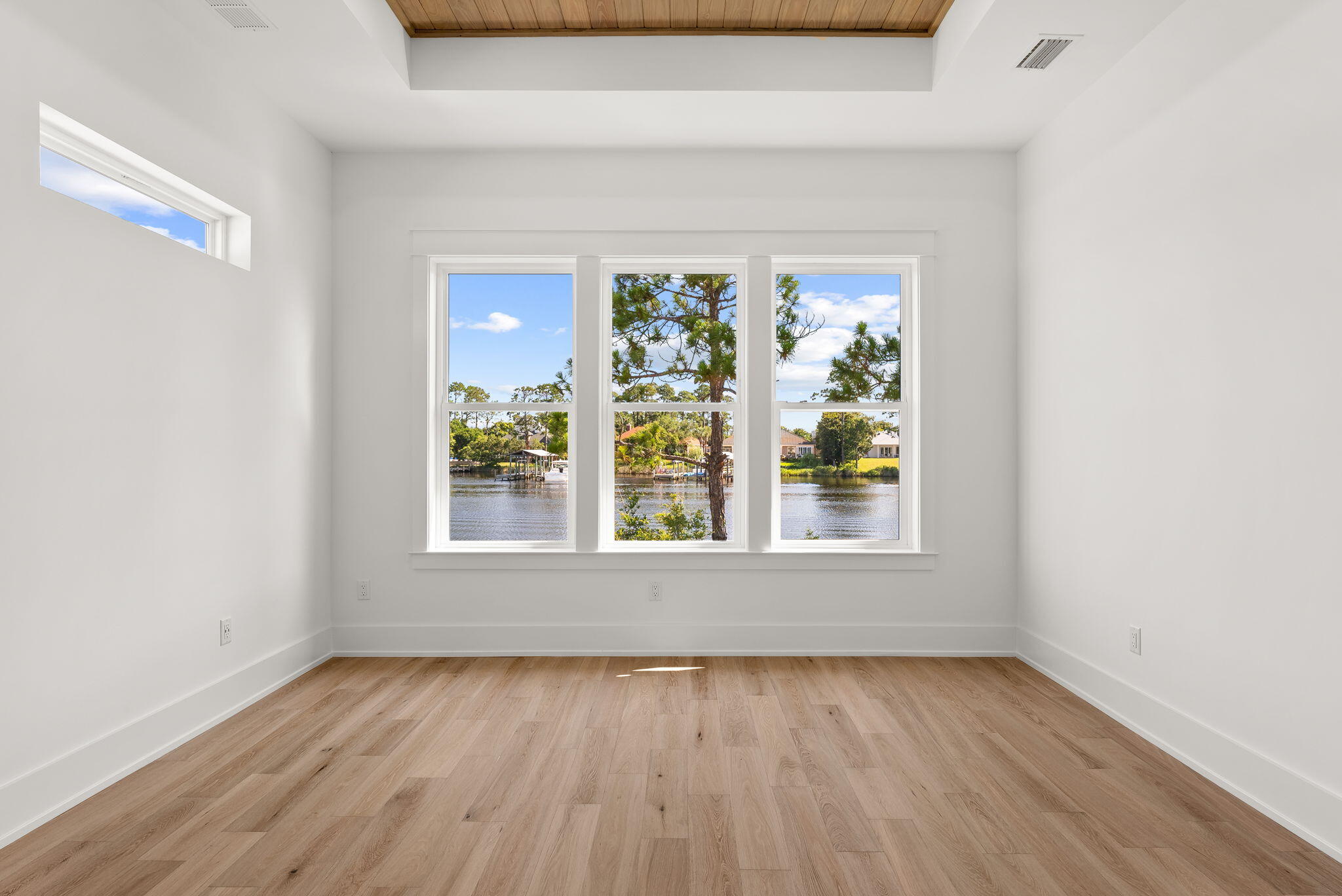 Grand Lagoon Pointe - Residential