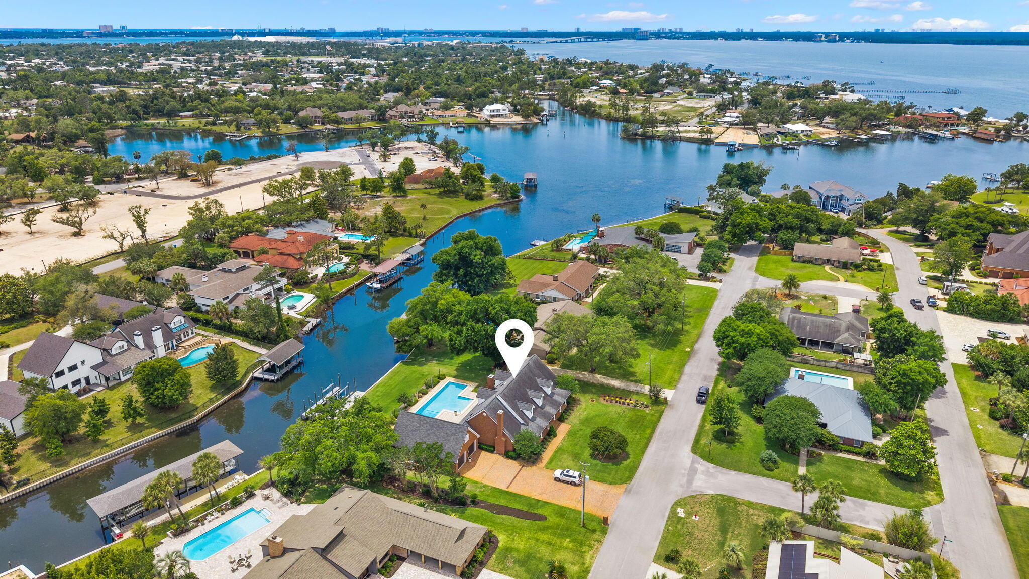KINGS POINT - Residential