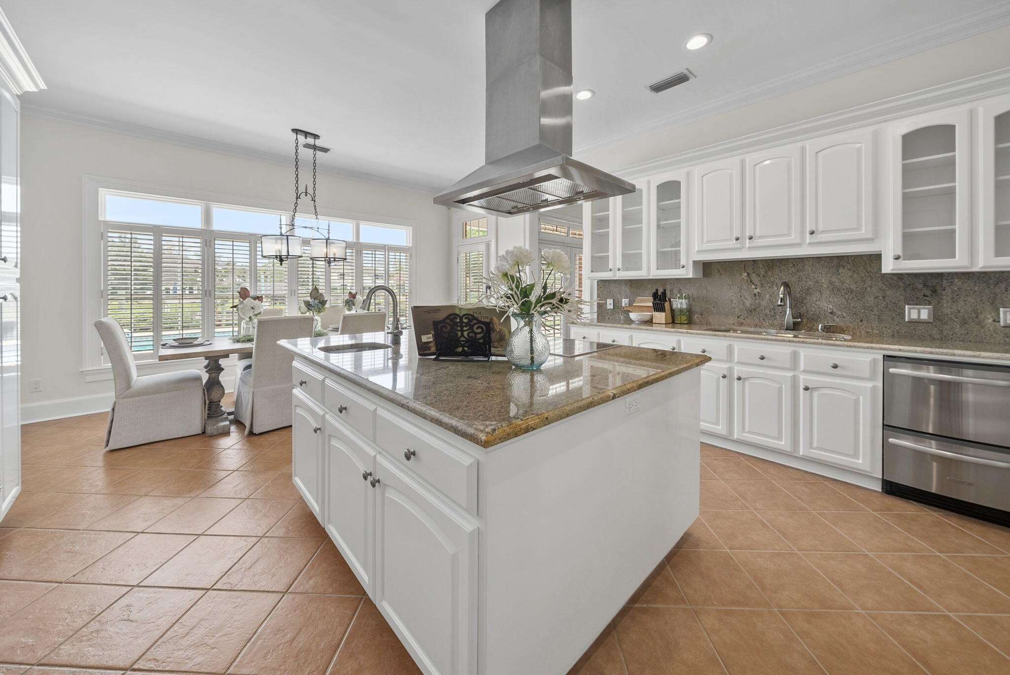 KINGS POINT - Residential