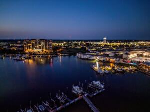 HARBOR LANDING - Residential