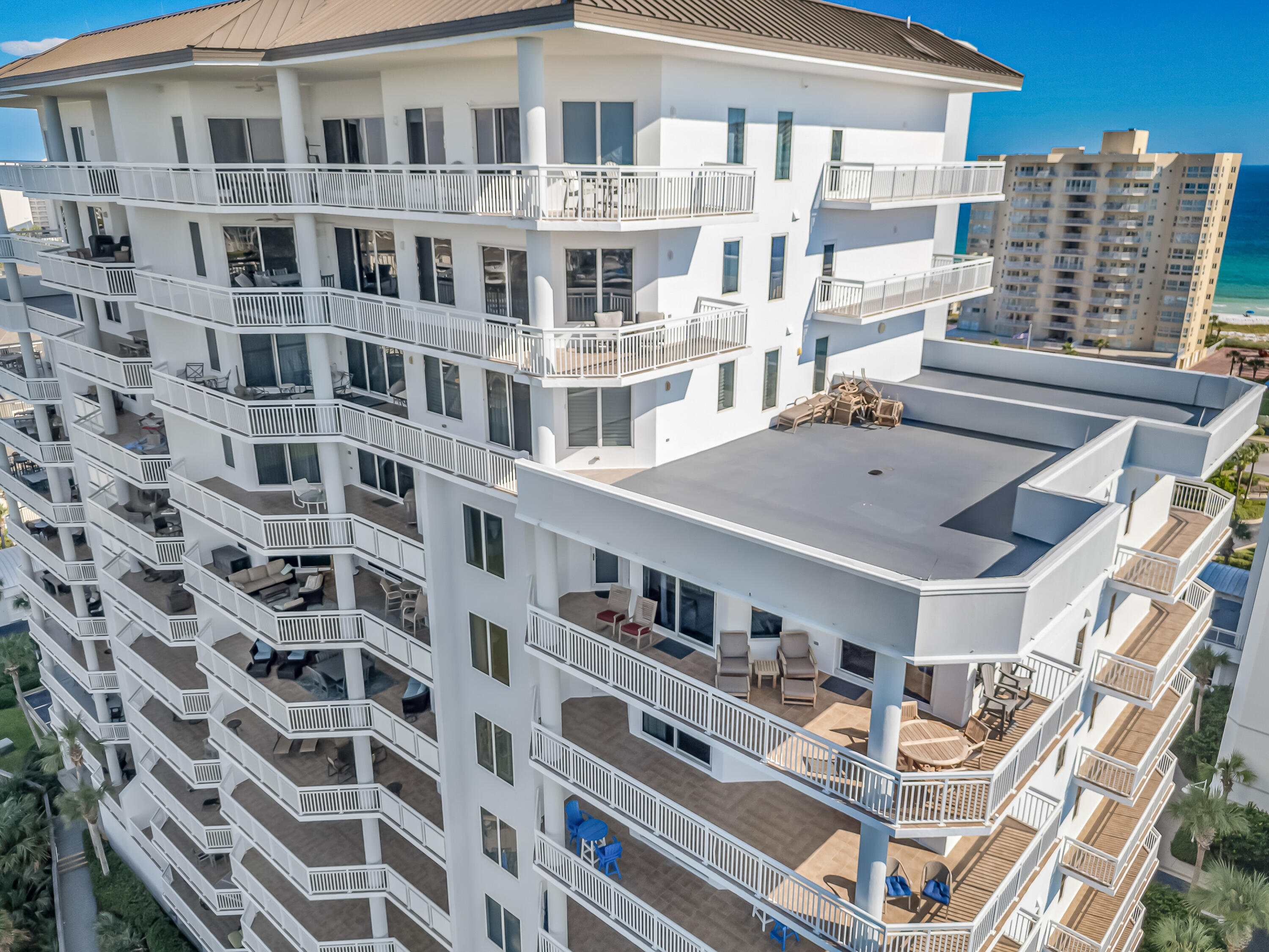 HARBOR LANDING - Residential