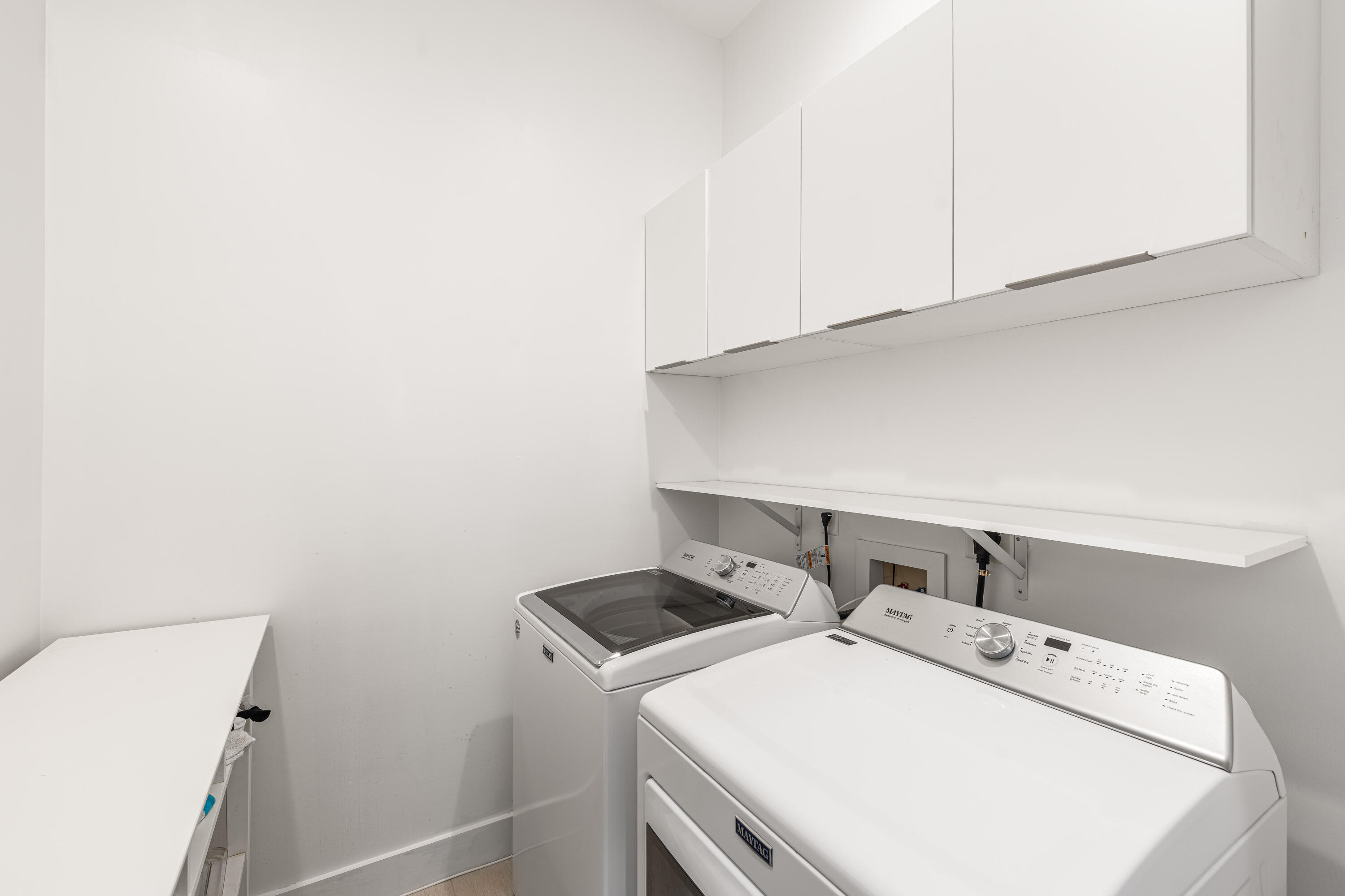 SEABREEZE EAST - Residential