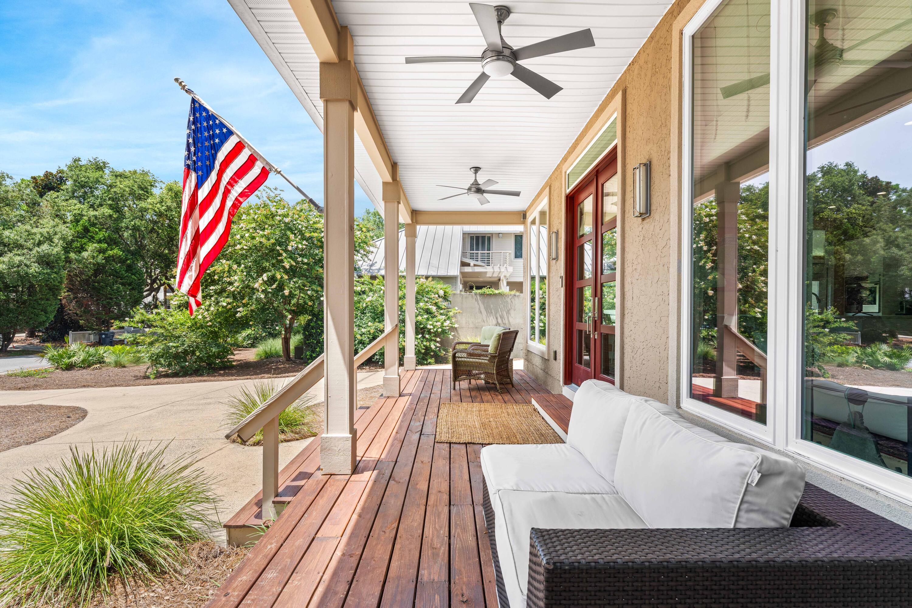 SEABREEZE EAST - Residential