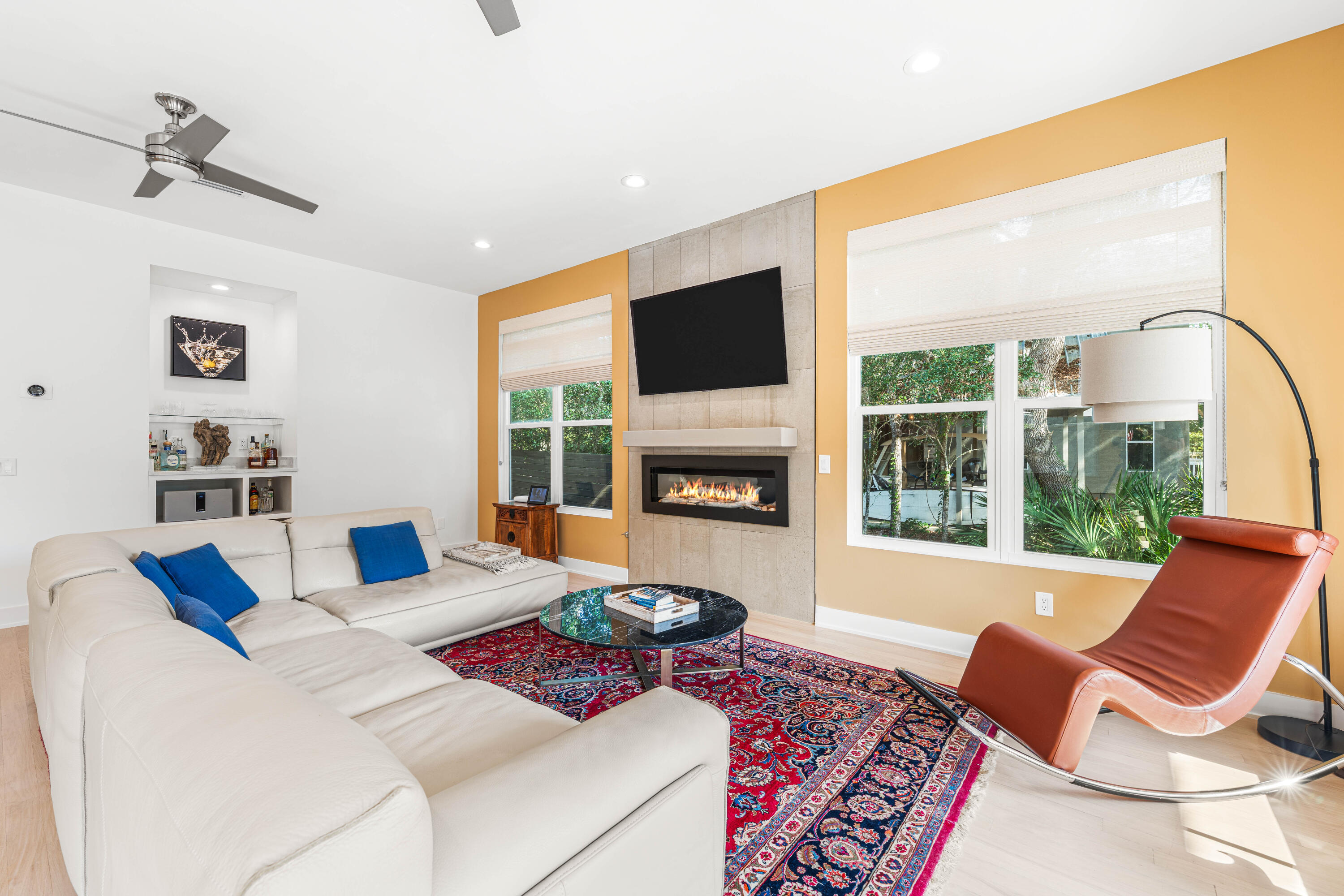SEABREEZE EAST - Residential