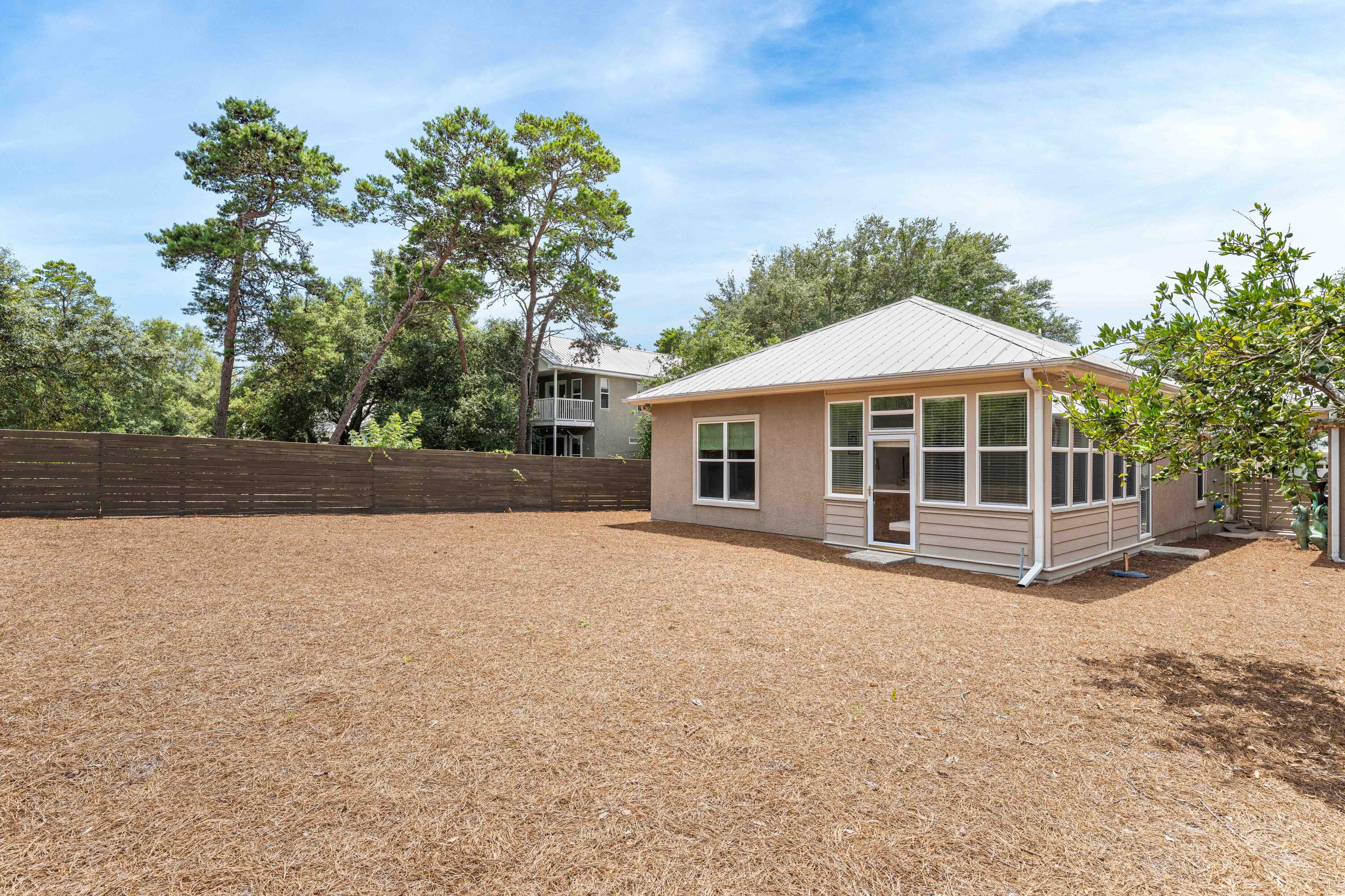 SEABREEZE EAST - Residential