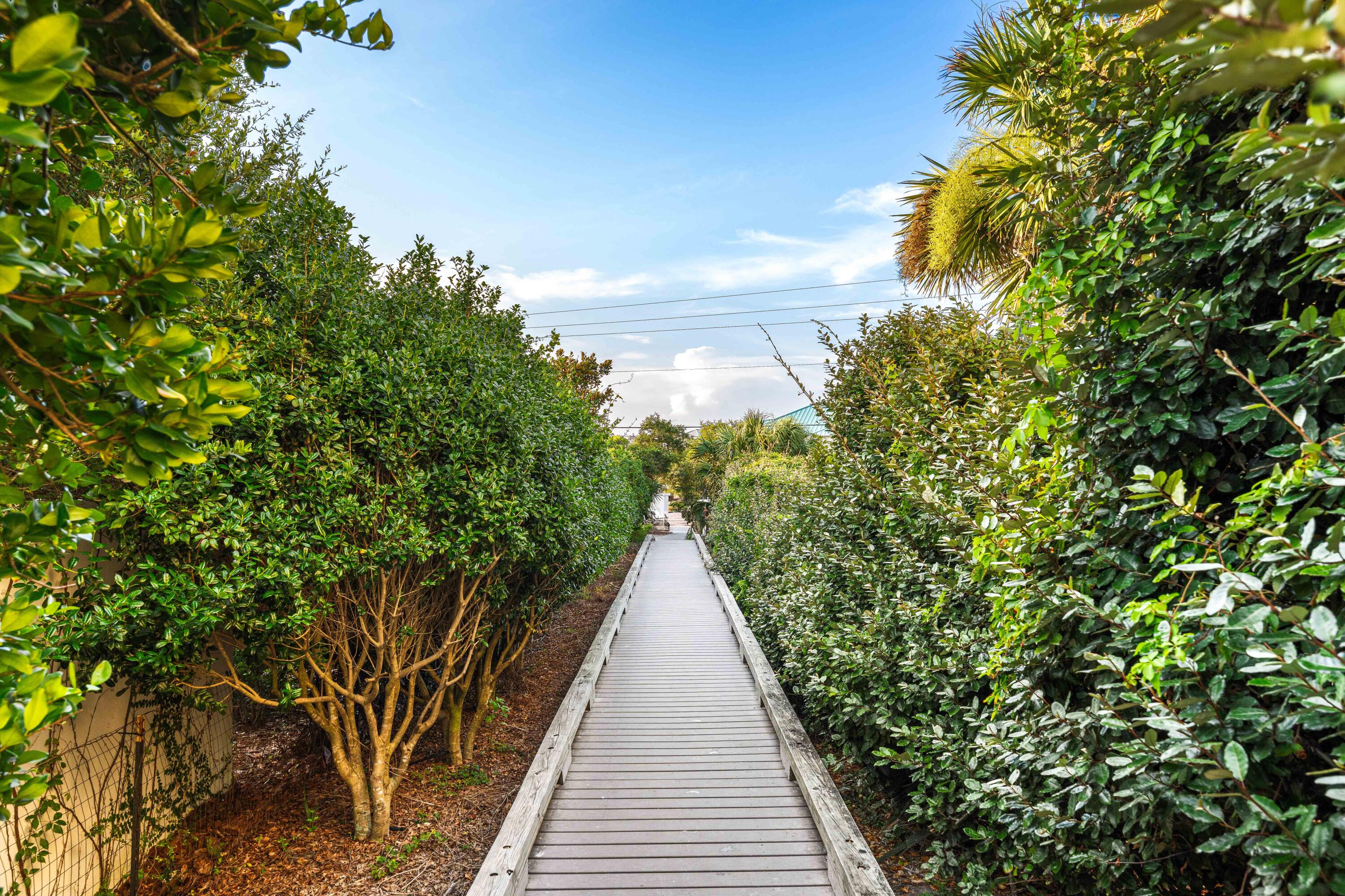 SEABREEZE EAST - Residential