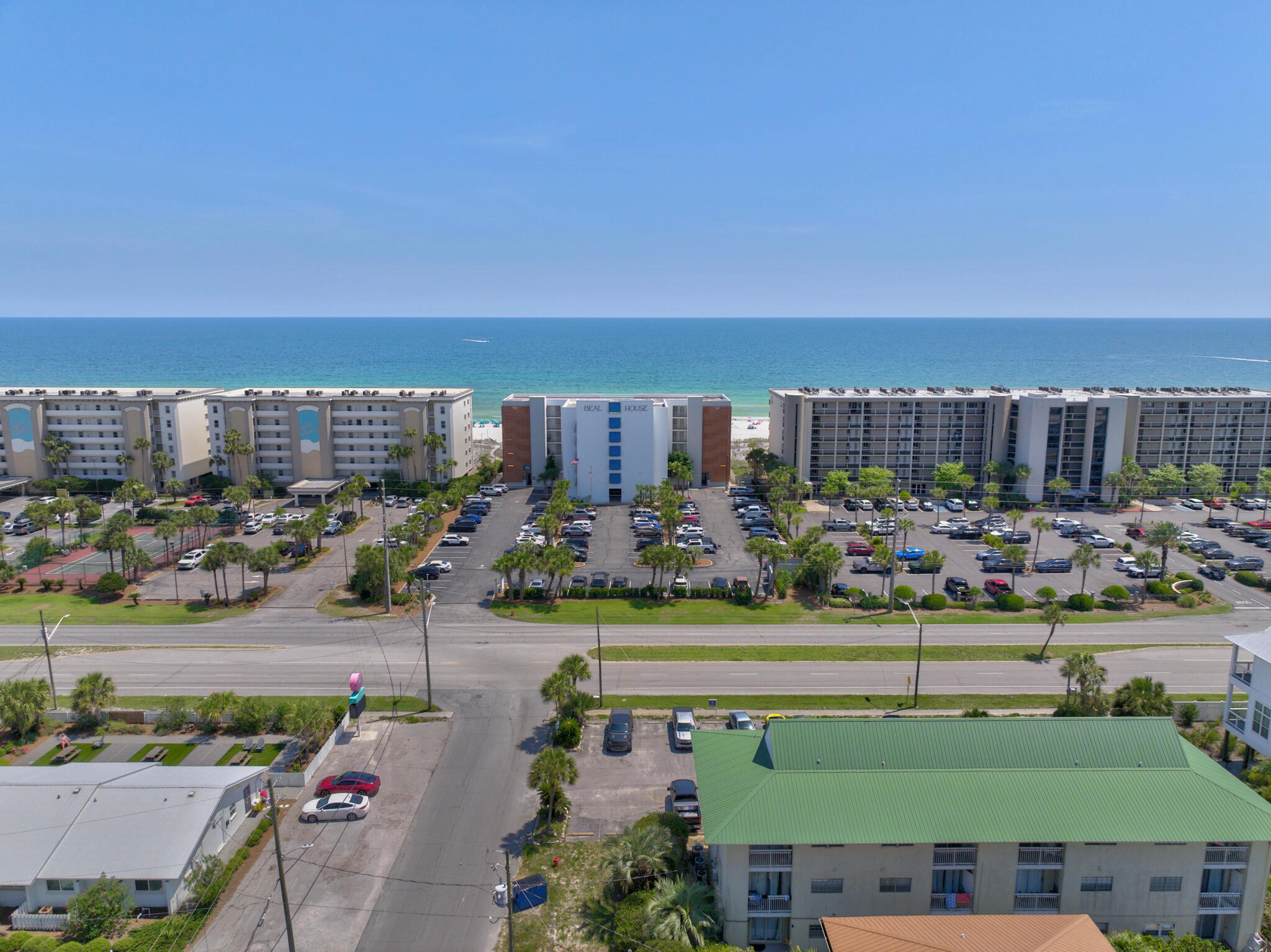 ISLAND WIND UNIT 304 - Residential