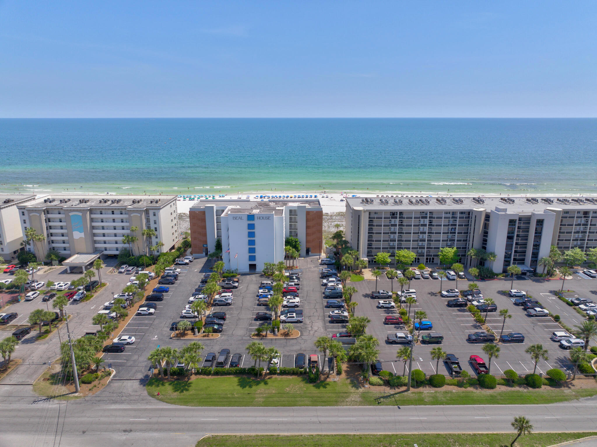 ISLAND WIND UNIT 304 - Residential