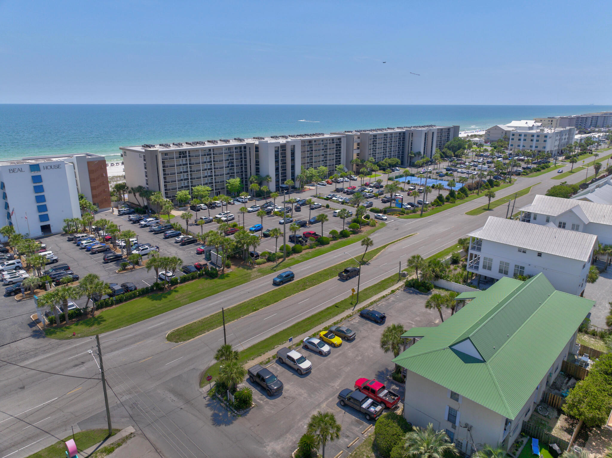 ISLAND WIND UNIT 304 - Residential