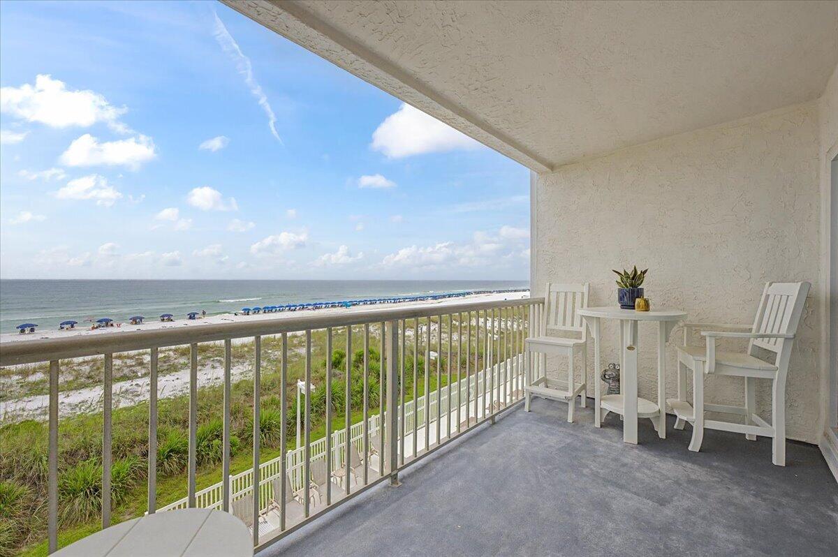 SEAFARER CONDO - Residential