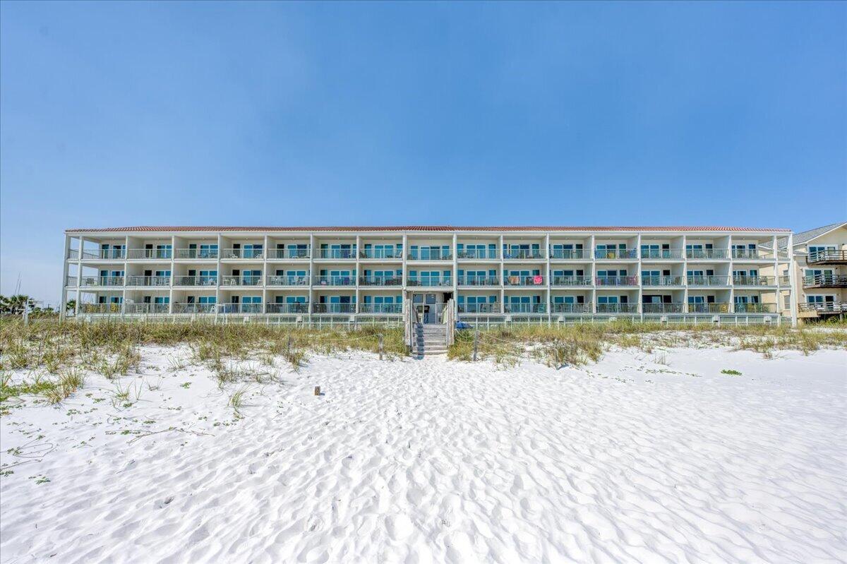 SEAFARER CONDO - Residential