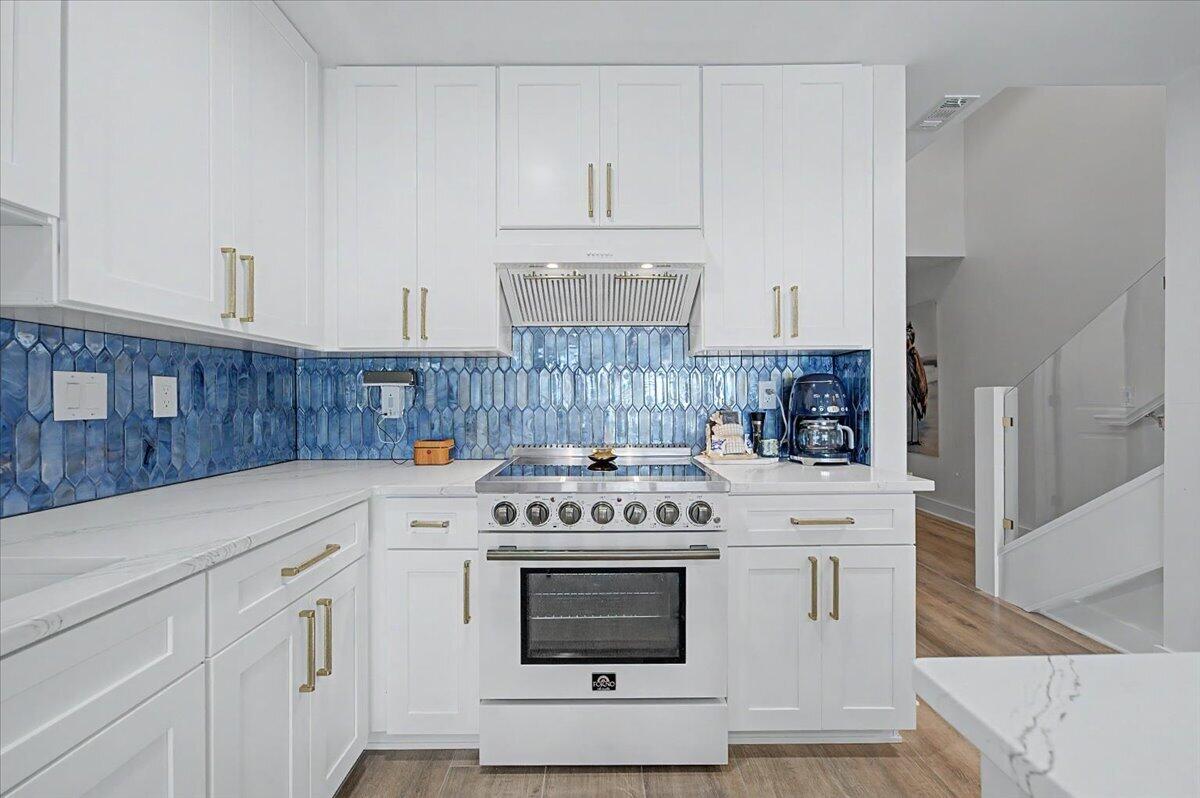 SEAFARER CONDO - Residential