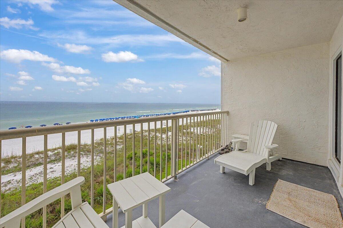 SEAFARER CONDO - Residential