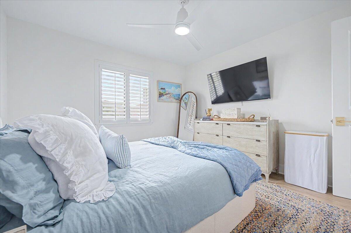 SEAFARER CONDO - Residential