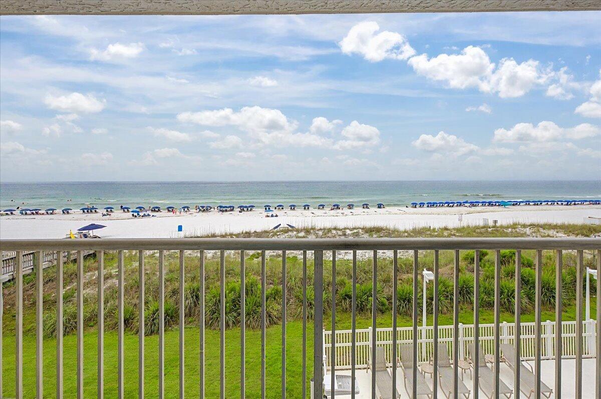 SEAFARER CONDO - Residential