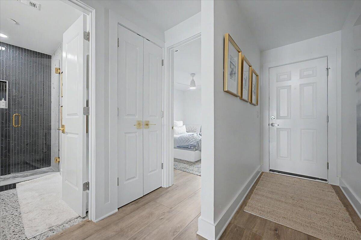 SEAFARER CONDO - Residential