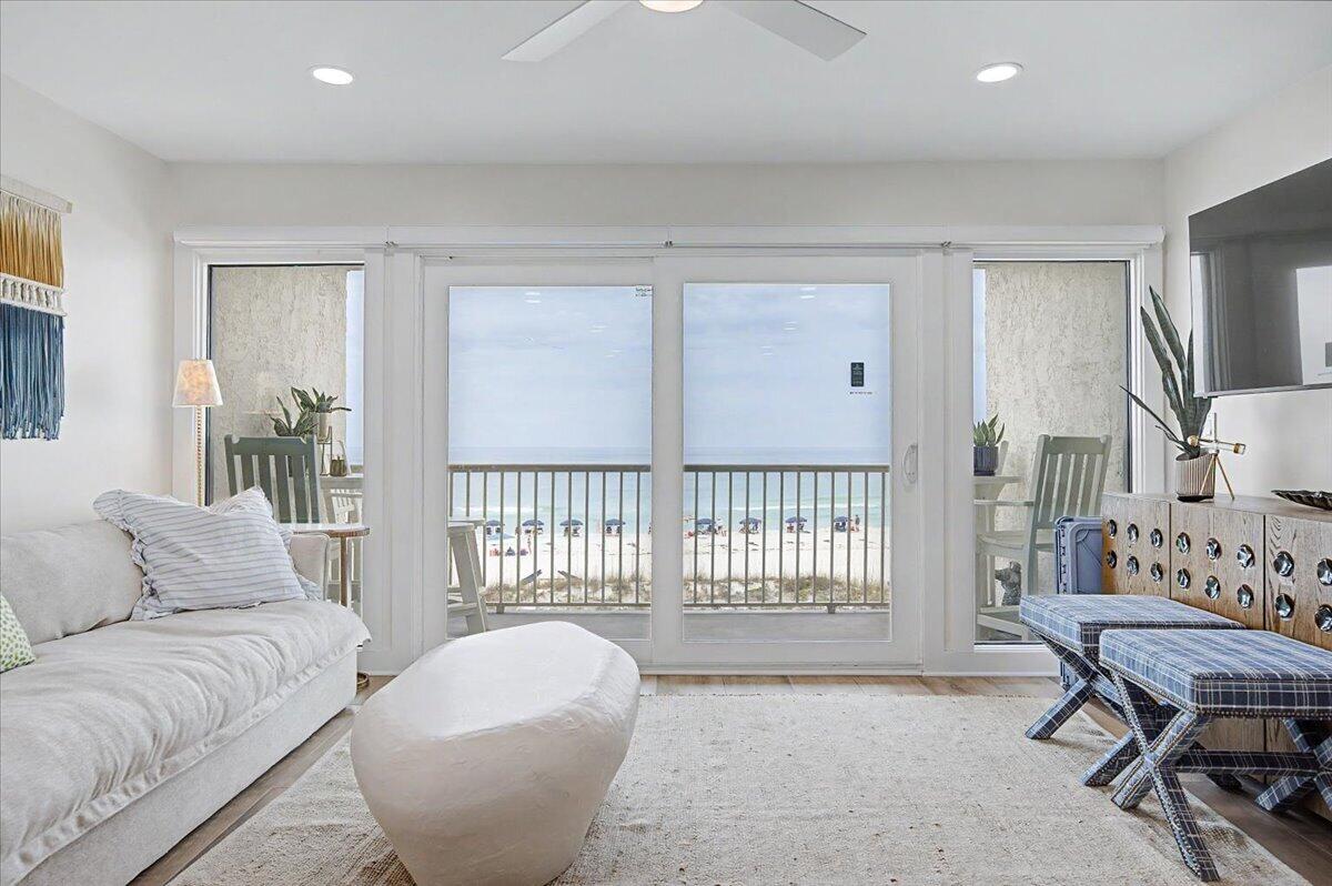 SEAFARER CONDO - Residential
