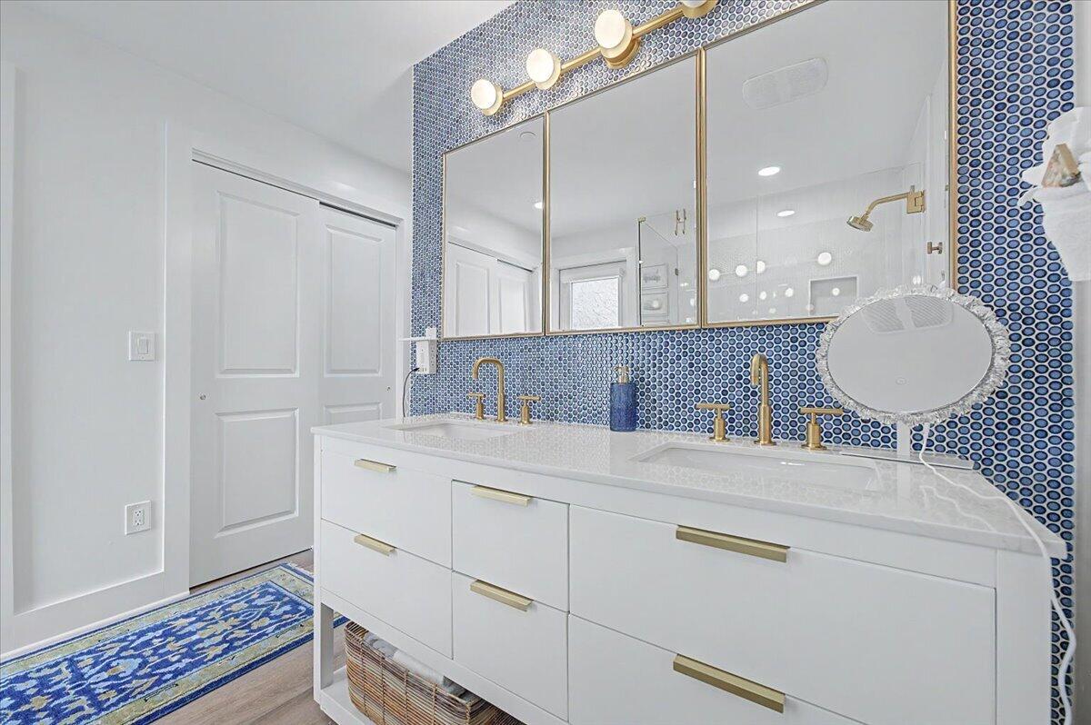 SEAFARER CONDO - Residential