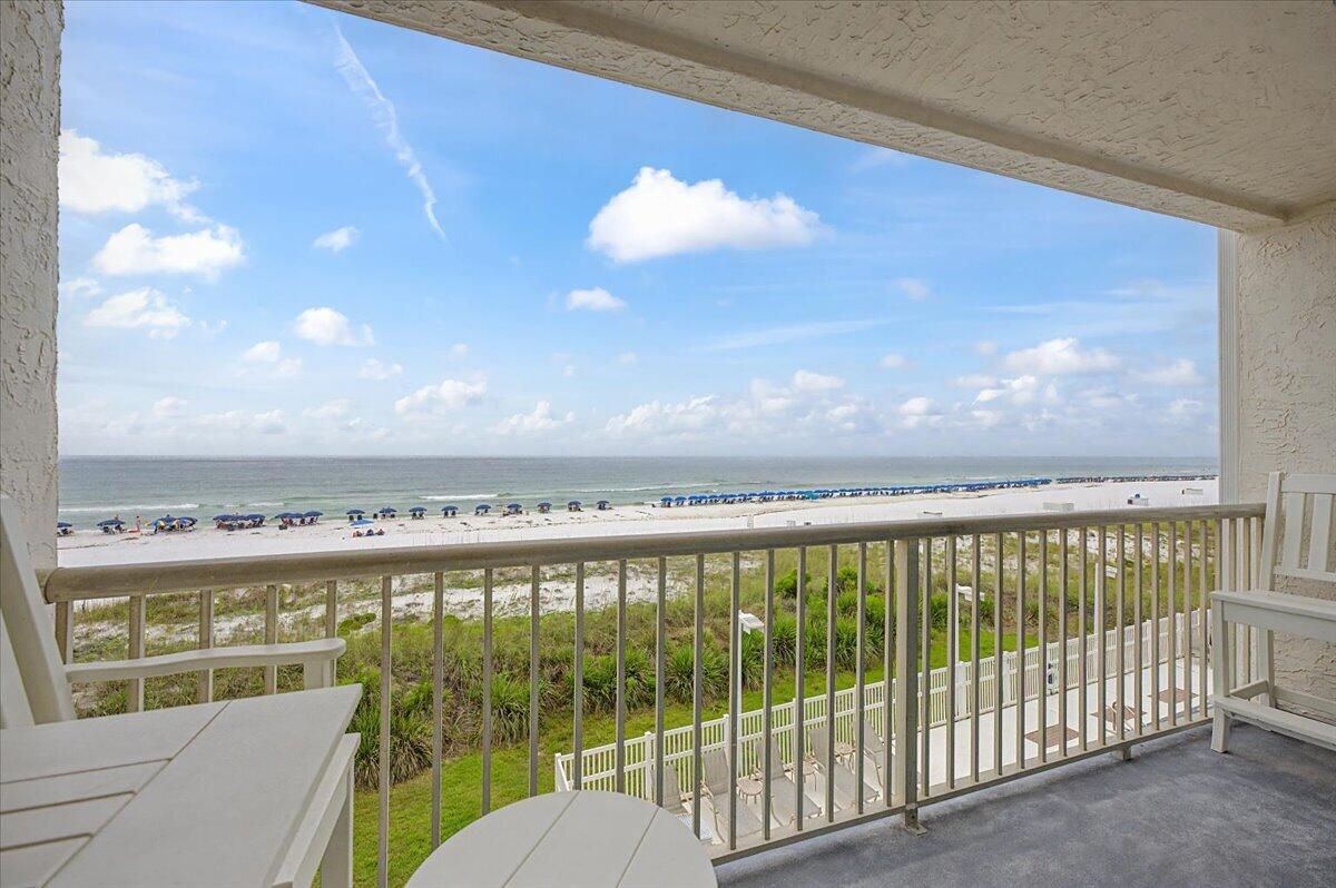 SEAFARER CONDO - Residential
