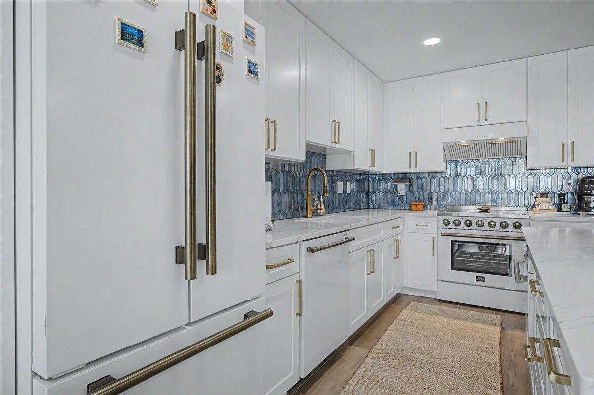 SEAFARER CONDO - Residential