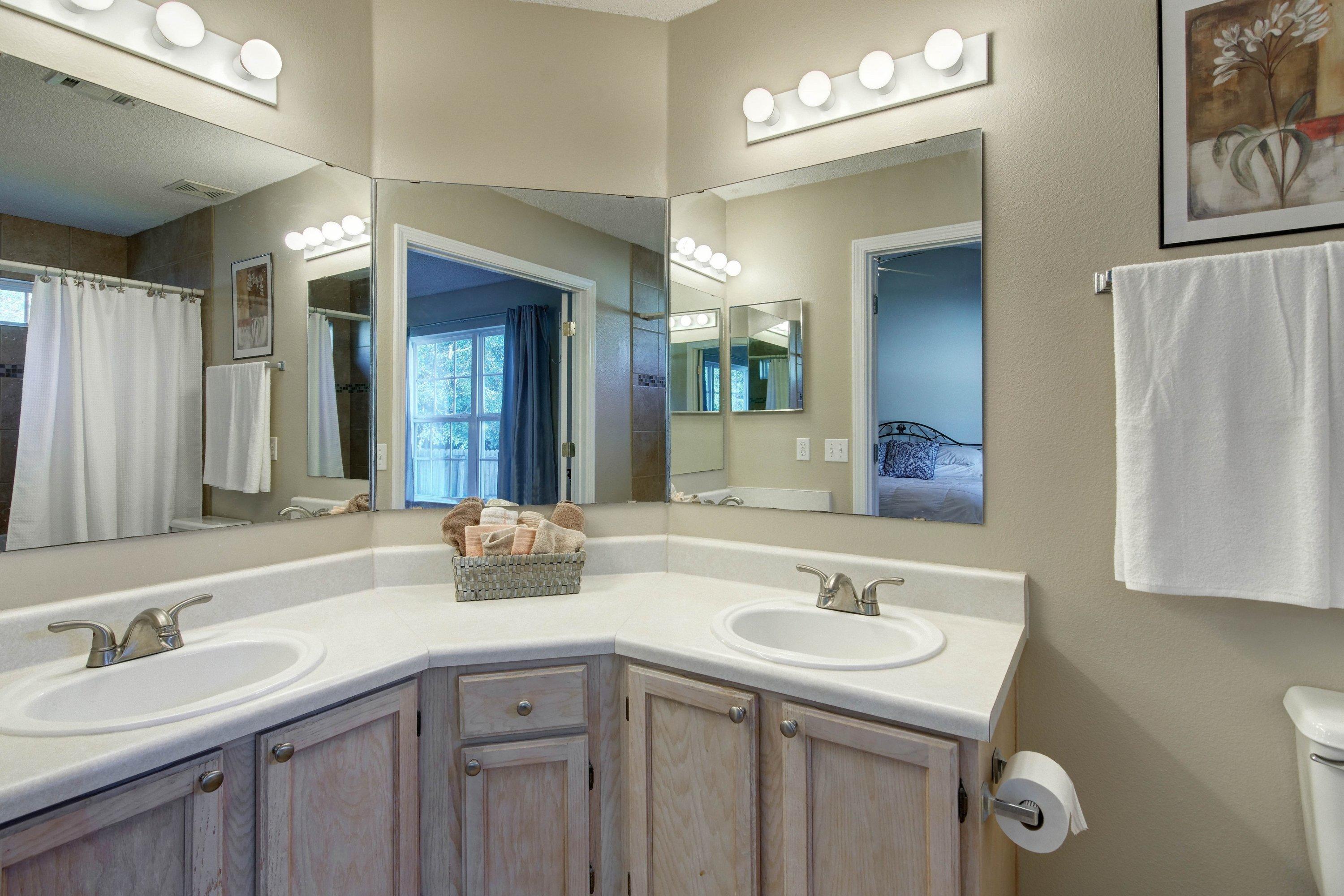 RIVER RUN ESTATES - Residential