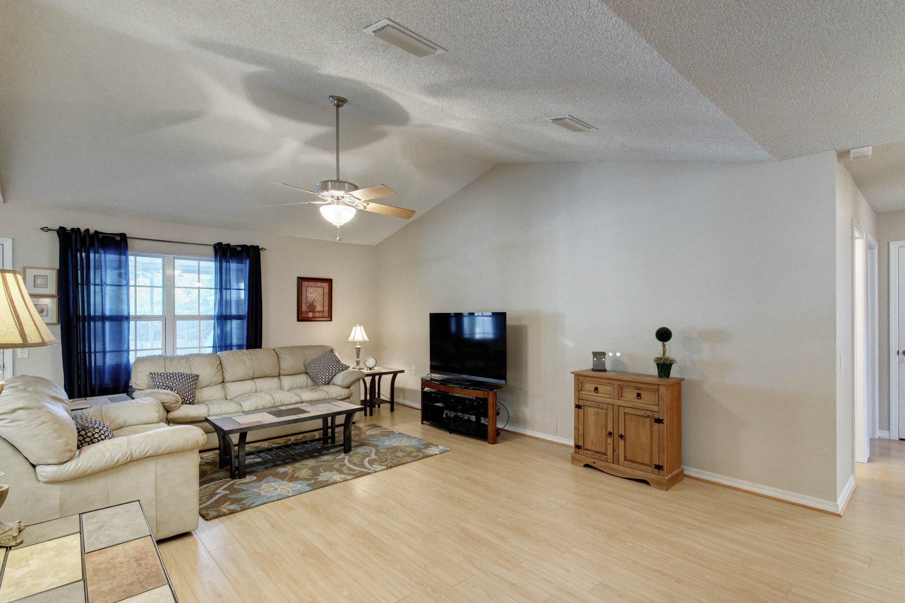 RIVER RUN ESTATES - Residential