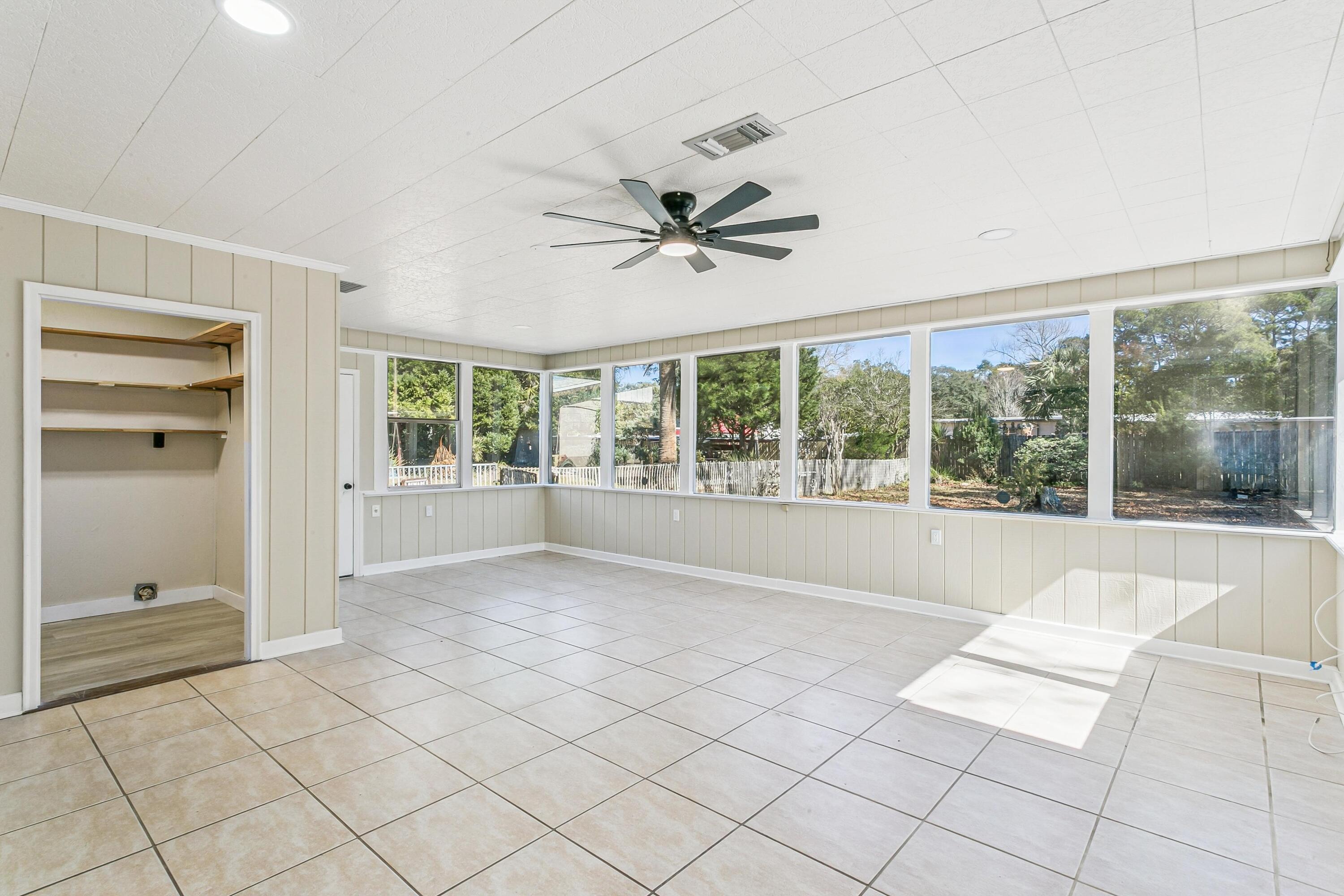 SEABREEZE ADD #4 - Residential