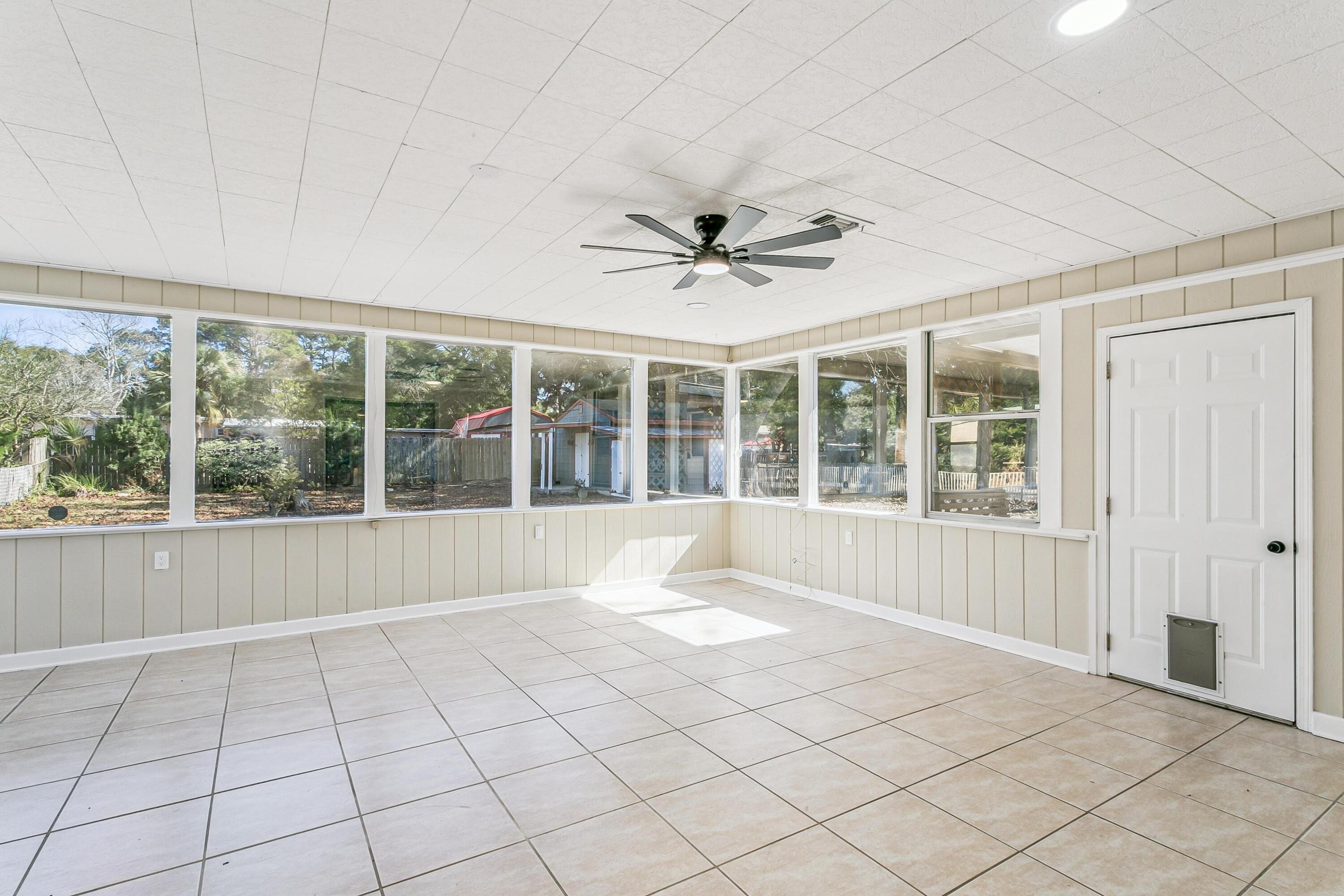 SEABREEZE ADD #4 - Residential