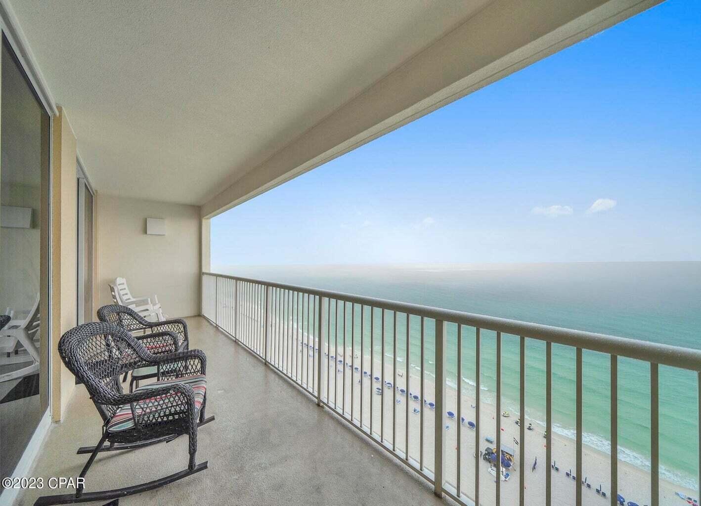 MAJESTIC BEACH TOWERS II - Residential